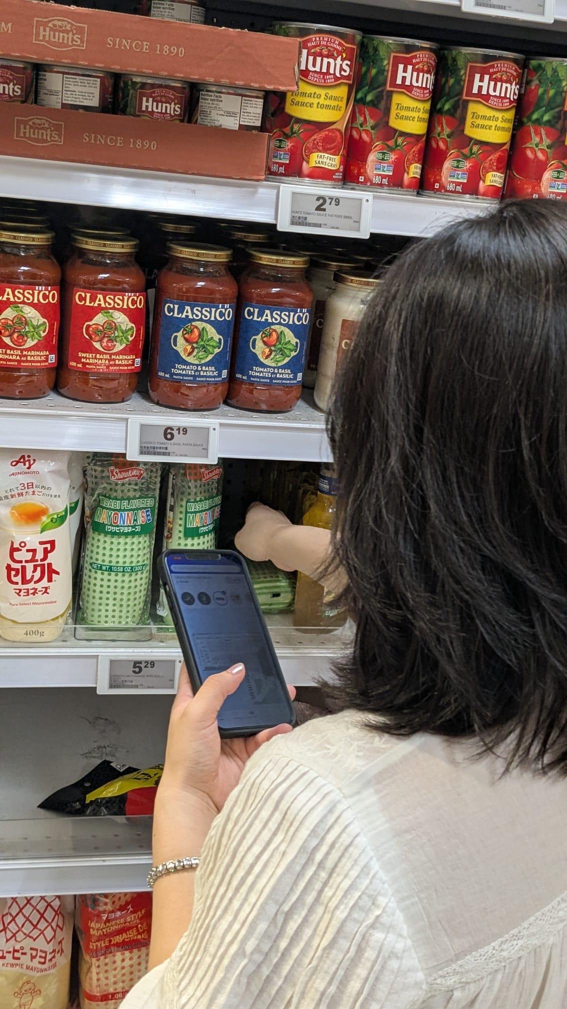 Shopper confirming a product location with Grocery Nav